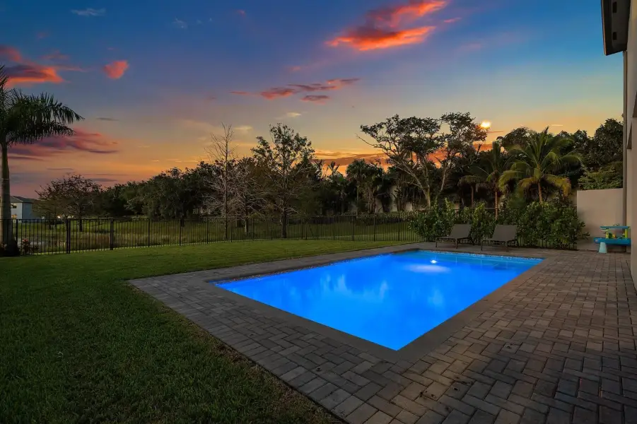 075-8209EssexCountryClubDrive-BocaRaton-