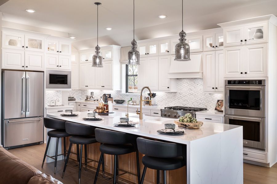 Representative furnished interior of a home built from the Lynnewood by Beazer Homes in Ellwood: Prestige Collection, Iowa Colony (Image 4).