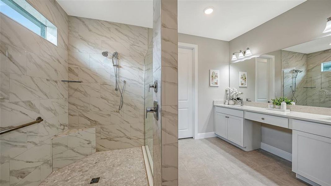 Furnished interior view inside a new home in , Bradenton (Image 9).