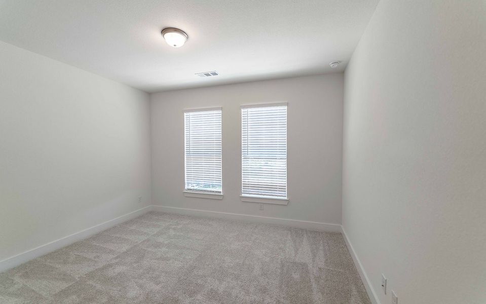 Spacious, unfurnished interior of a new home in Craig Ranch, McKinney (Image 22).