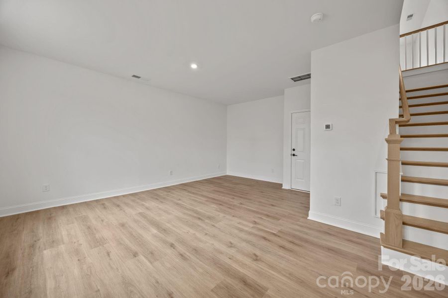 Spacious, unfurnished interior of a new home in River District Townhomes, Charlotte (Image 25).