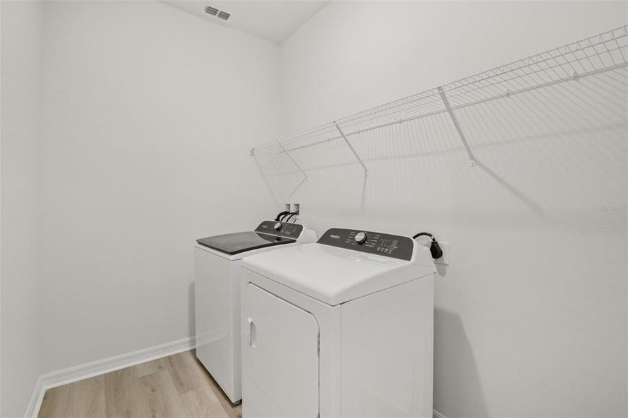 Close-up of interior finishes inside a home in Coasterra - Reserve Series, Palmetto (Image 15). Close-up of interior finishes inside a home in Coasterra - Reserve Series, Palmetto (Image 15).