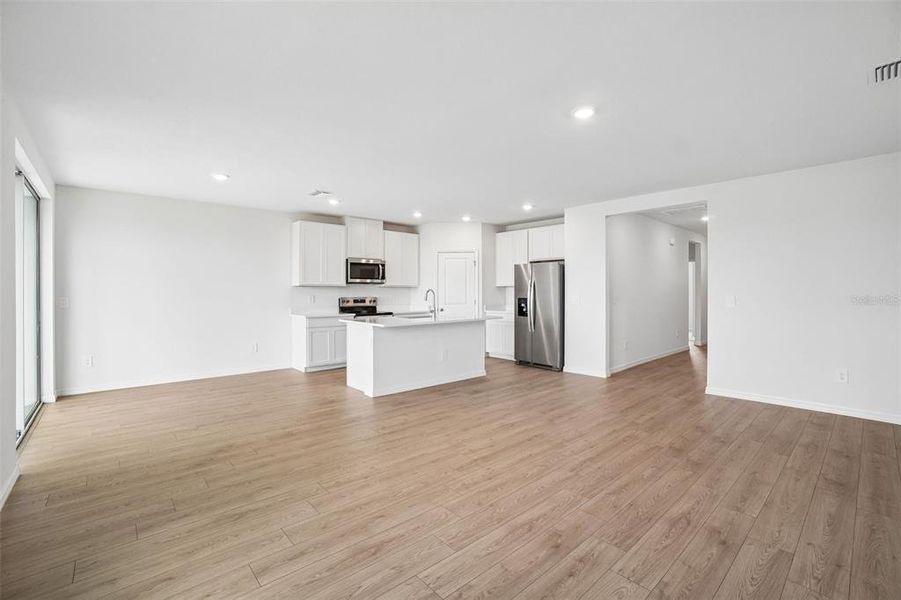 Spacious, unfurnished interior of a new home in Pine Ridge Meadows, Hudson (Image 31).