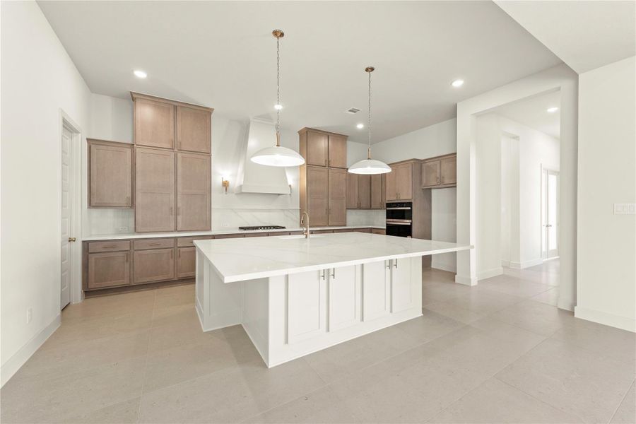 Representative image. Features, selections and colors may vary.