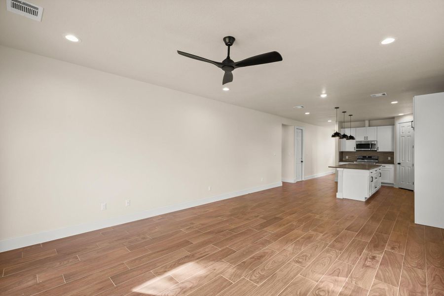 Spacious, unfurnished interior of a new home in , Bastrop (Image 13).
