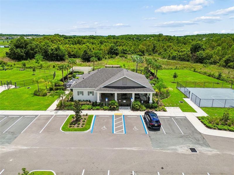 Community amenities in , Land O' Lakes (Image 47).