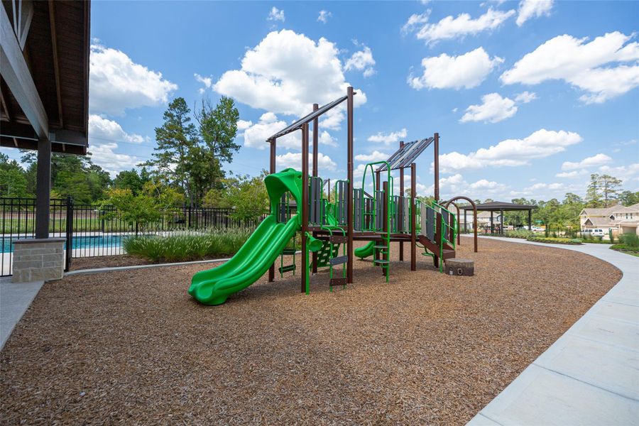 Community amenities in River's Edge, Conroe (Image 21).