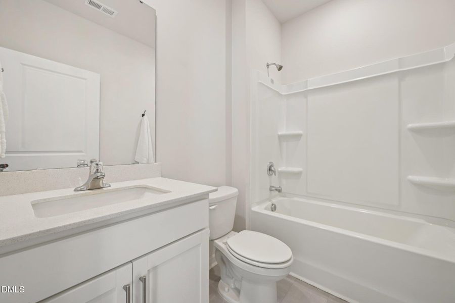 bathroom on main mls-Blue Aspen Dr-S2009