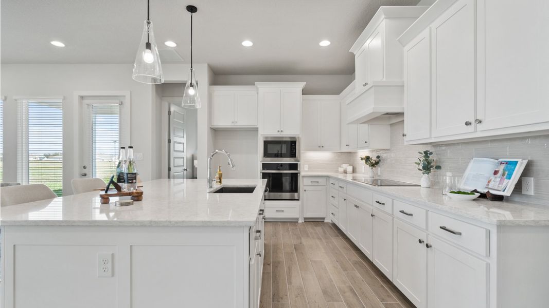 Representative furnished interior of a home built from the 2011F by Perry Homes in Turnleaf 50', Punta Gorda (Image 12).