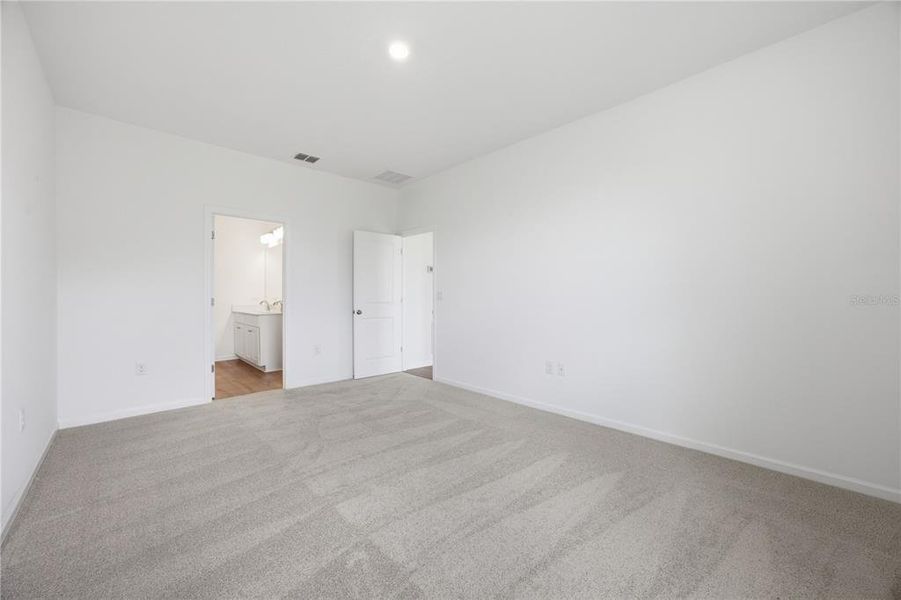 Spacious, unfurnished interior of a new home in , Okahumpka (Image 20). Spacious, unfurnished interior of a new home in , Okahumpka (Image 20).