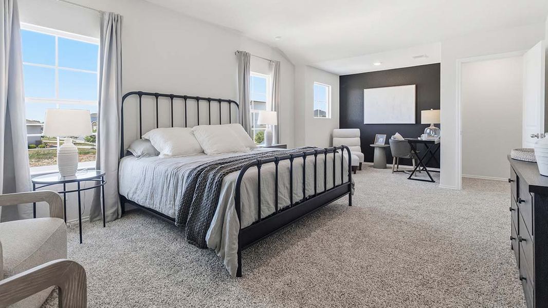 Furnished interior view inside a new home in Northspur, Terrell (Image 4).