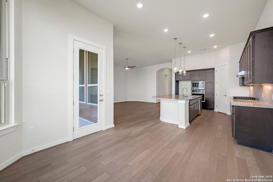 Spacious, unfurnished interior of a new home in VIDA, San Antonio (Image 18).