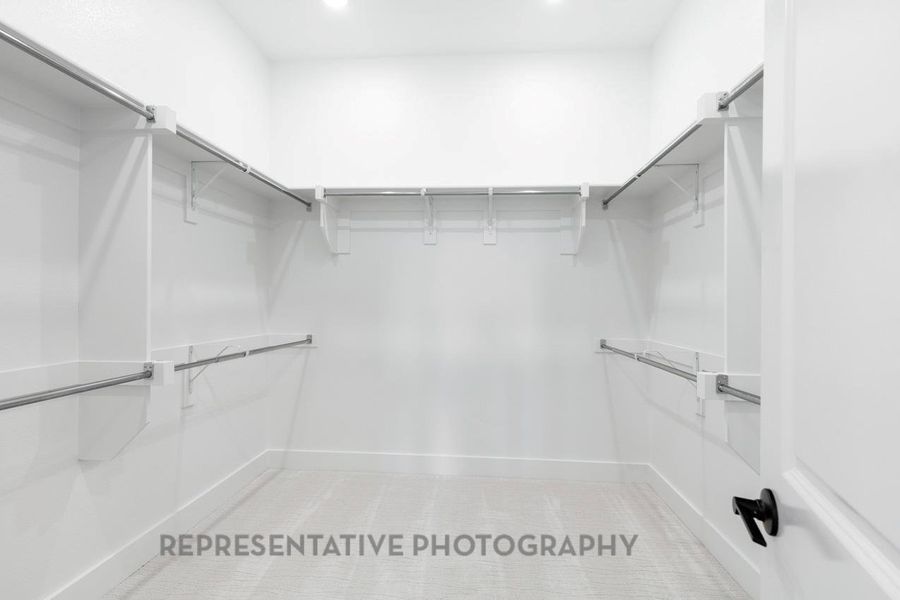 Spacious, unfurnished interior of a new home in Kresston, Montgomery (Image 20).