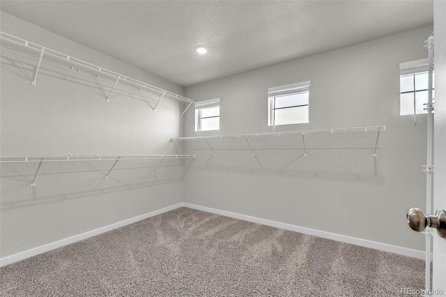Spacious, unfurnished interior of a new home in , Fountain (Image 43).