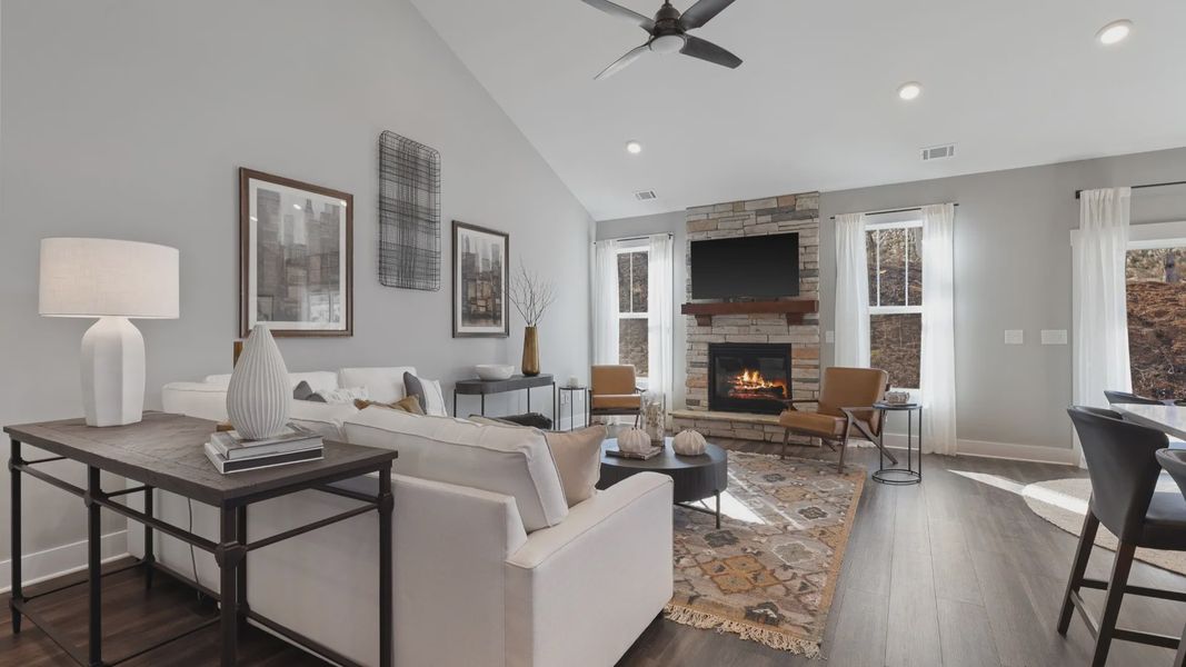 Furnished interior view inside a new home in Woodglen, Piedmont (Image 3).