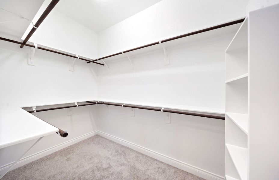 Representative unfurnished interior of a home built from the 2349 by Ravenna Homes in The Highlands 55′, Porter (Image 31). Representative unfurnished interior of a home built from the 2349 by Ravenna Homes in The Highlands 55′, Porter (Image 31).