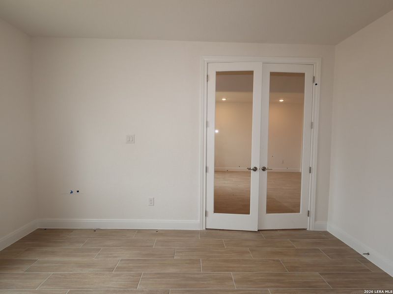 Spacious, unfurnished interior of a new home in Everly Estates, San Antonio (Image 20).