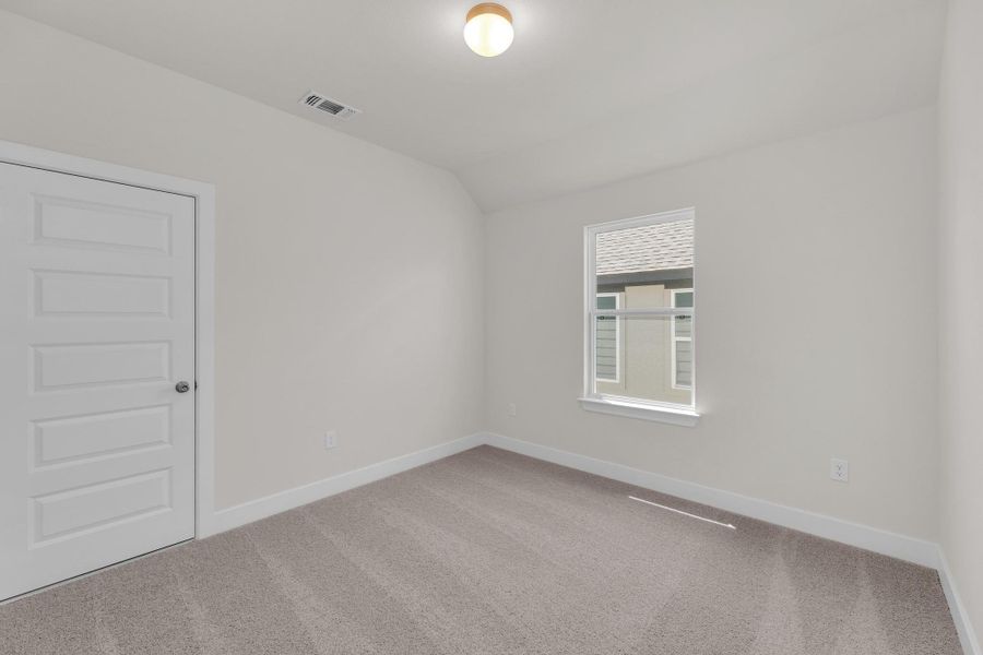 Spacious, unfurnished interior of a new home in Nolina, Georgetown (Image 21).