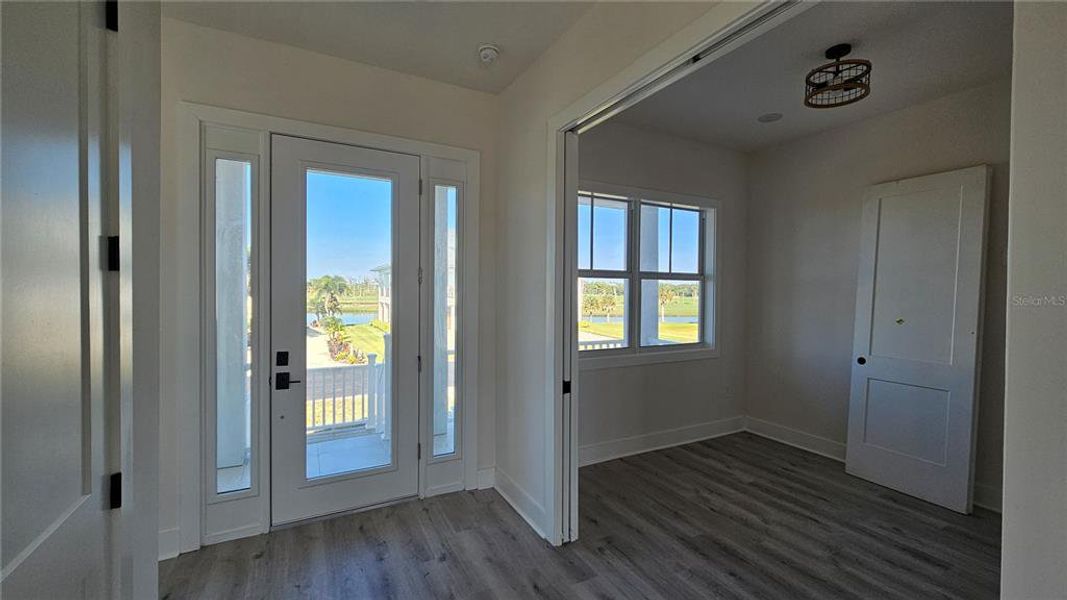 Spacious, unfurnished interior of a new home in , Englewood (Image 24).