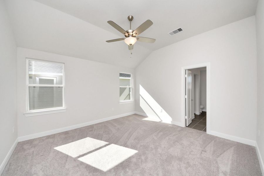 Spacious, unfurnished interior of a new home in Grand Oaks Reserve, Cleveland (Image 33). Spacious, unfurnished interior of a new home in Grand Oaks Reserve, Cleveland (Image 33).