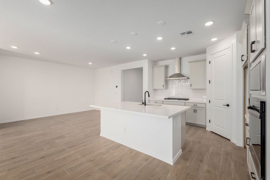 Furnished interior view inside a new home in Tyler Ranch, Buckeye (Image 4).