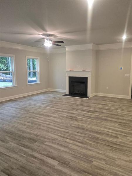 Spacious, unfurnished interior of a new home in Mirror Lake at South Harbour, Villa Rica (Image 20). Spacious, unfurnished interior of a new home in Mirror Lake at South Harbour, Villa Rica (Image 20).