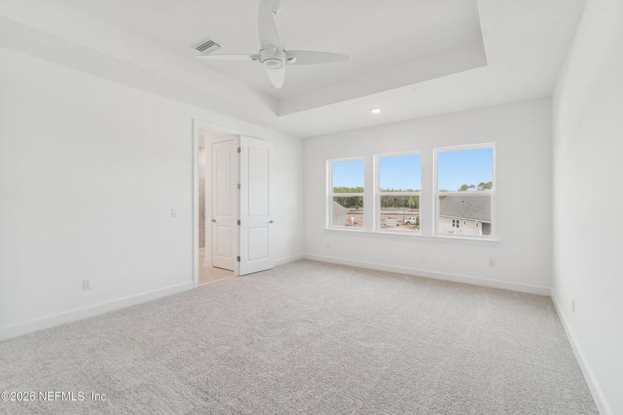 Spacious, unfurnished interior of a new home in Evergreen Island at Silverleaf - Executive, St. Augustine (Image 16).