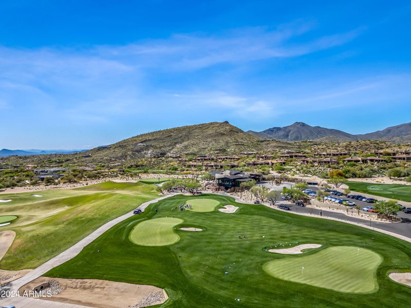 7-Desert Mountain-ocupix