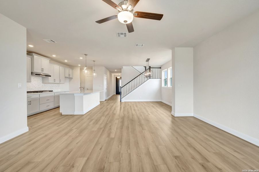 Spacious, unfurnished interior of a new home in The Crossvine 45’, Schertz (Image 40).