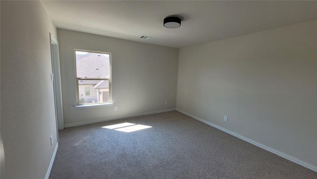 Spacious, unfurnished interior of a new home in , Red Oak (Image 13). Spacious, unfurnished interior of a new home in , Red Oak (Image 13).
