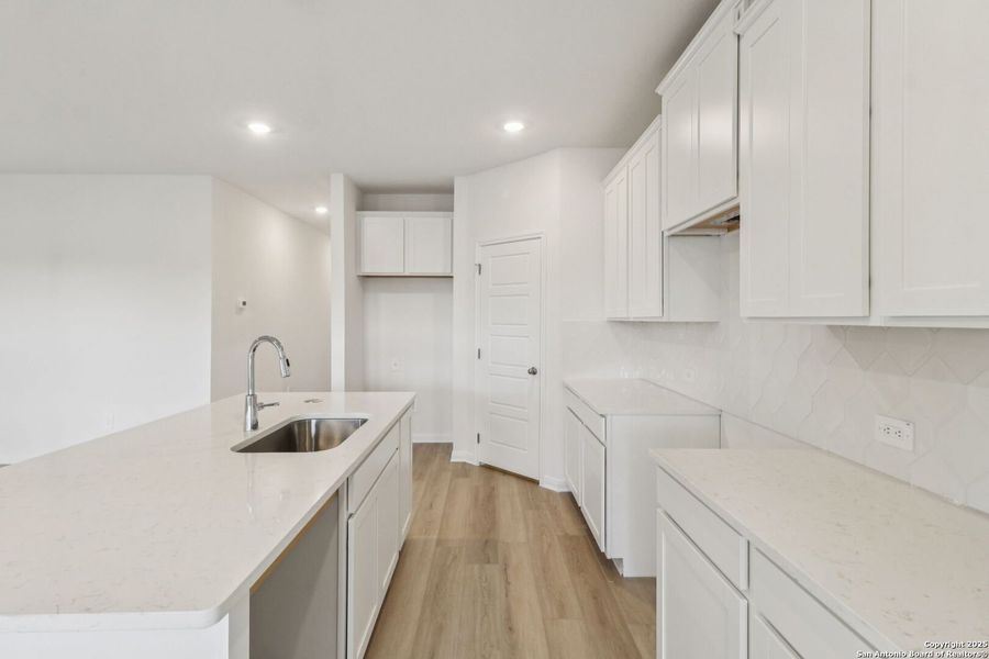 Furnished interior view inside a new home in Catalina, Converse (Image 10).