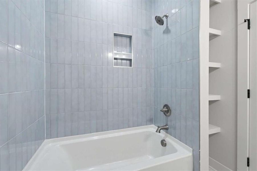 Close-up of interior finishes inside a home in , Carrollton (Image 22).