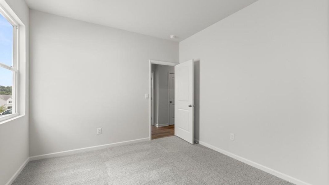 Spacious, unfurnished interior of a new home in Liberty Crossing, Braselton (Image 16).