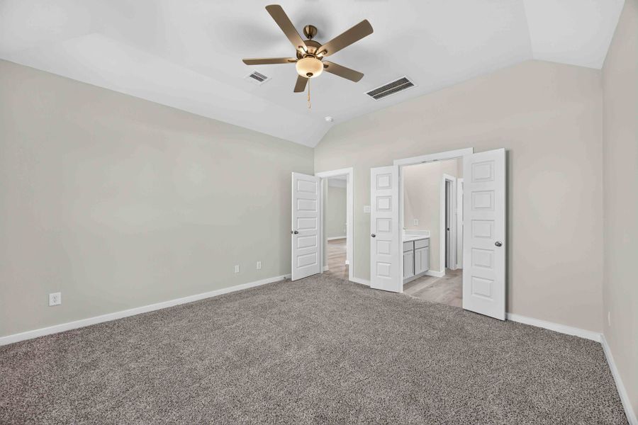 16836 Needlepoint Dr - Hawthorne - Primary Bedroom