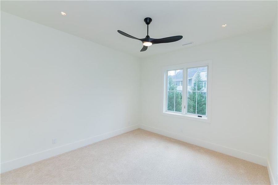 Spacious, unfurnished interior of a new home in , Marietta (Image 60).