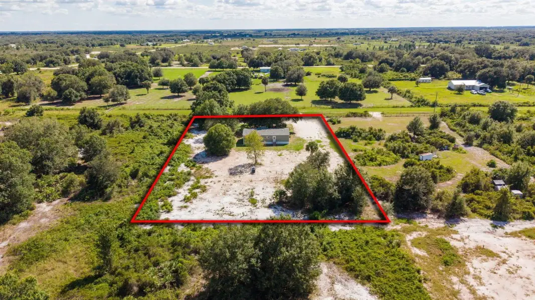25-web-or-mls-20213 Property-20_PL