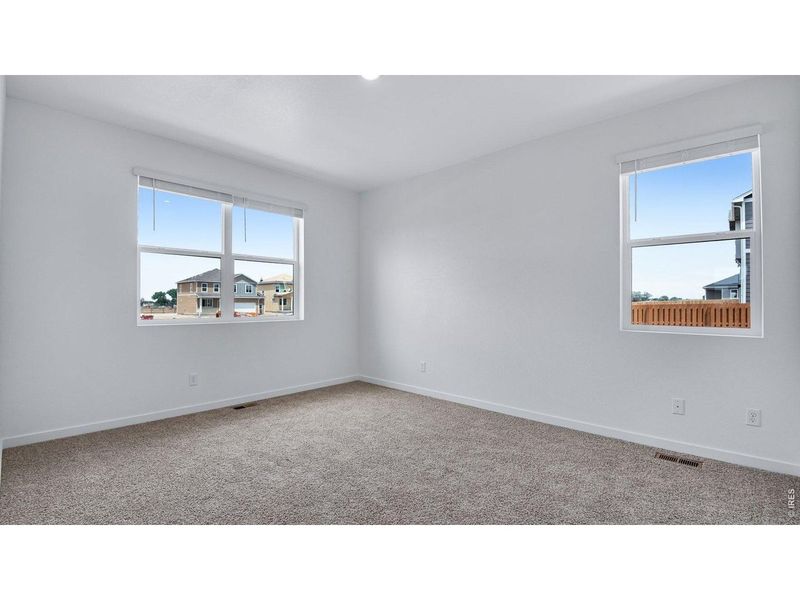 Spacious, unfurnished interior of a new home in Vista Meadows, Fort Lupton (Image 17).