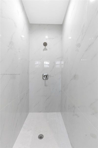Image 19 of a home in .