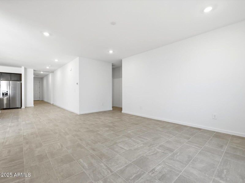 24434 W GROVE Street