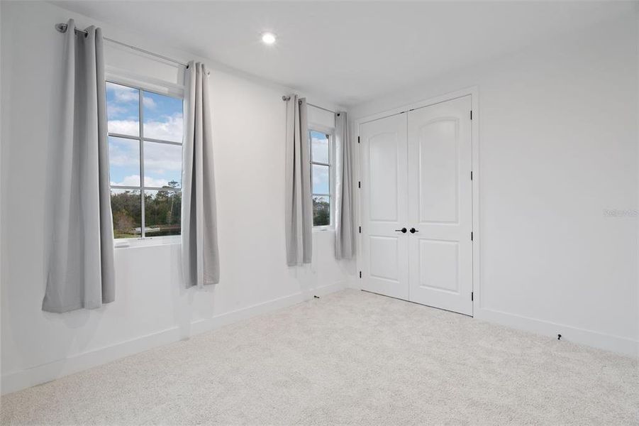 Spacious, unfurnished interior of a new home in Celebration - Island Village, Celebration (Image 66).