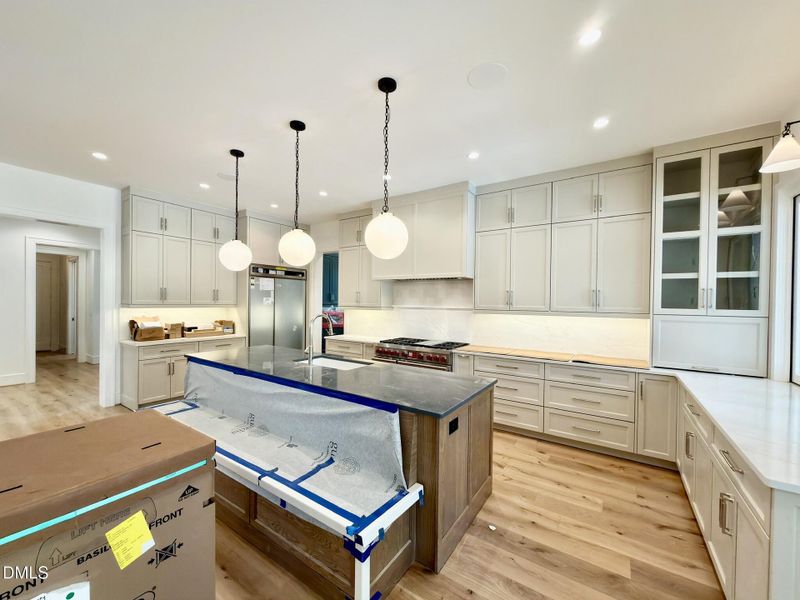 119AADA8-45BA-4E19-BA8C-10A72B9EFFC1_1_1