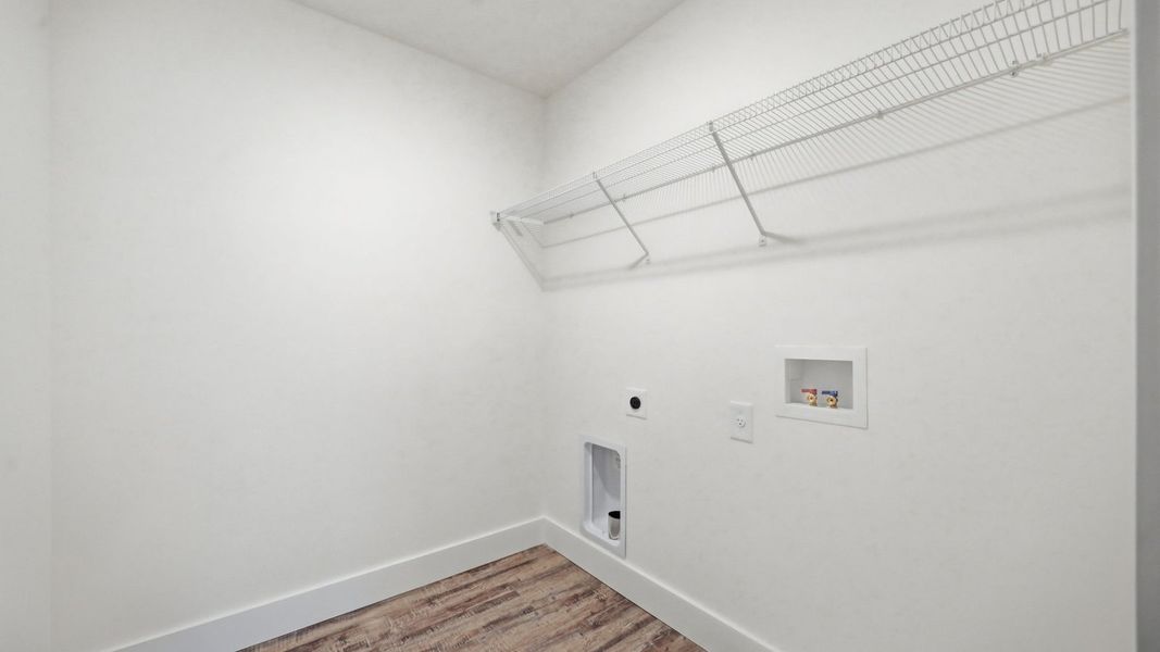 Spacious, unfurnished interior of a new home in The Hideaway at Fox Meadows, Bluff City (Image 26).