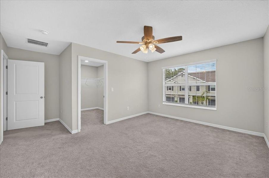 Spacious, unfurnished interior of a new home in Calusa Creek, Riverview (Image 47).