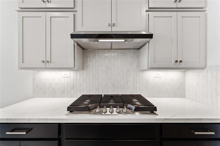 Close-up of interior finishes inside a home in Cross Creek Ranch 45' 70', Fulshear (Image 18).