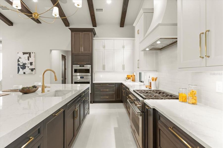 Furnished interior view inside a new home in , Montverde (Image 15).