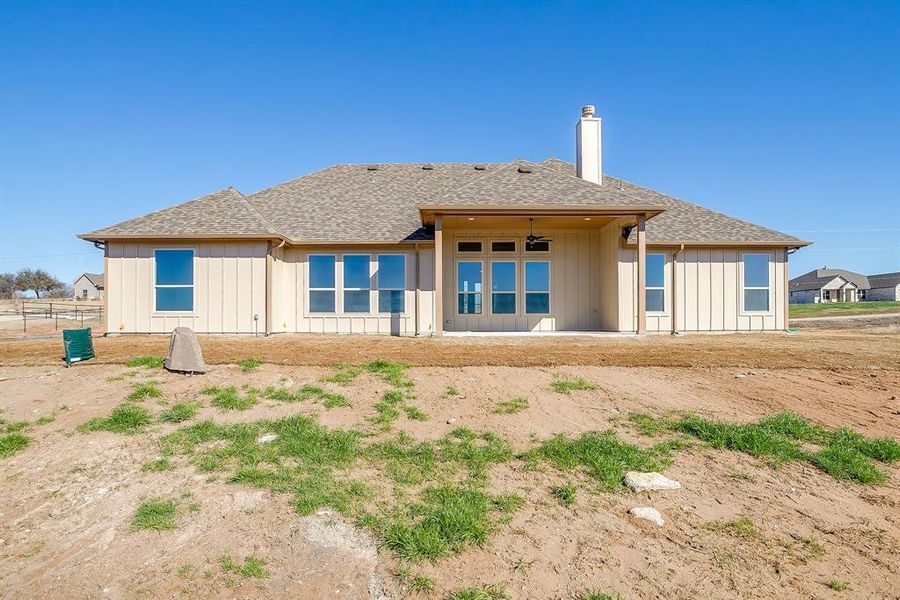 Exterior details and patio area of a home in , Weatherford (Image 3).