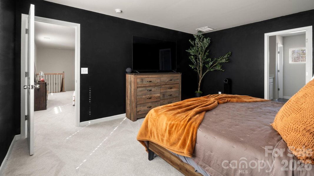 Furnished interior view inside a new home in Walkers Mill, Edgemoor (Image 18).