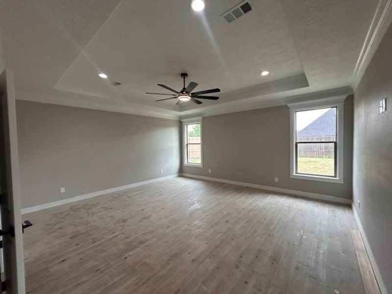 Spacious, unfurnished interior of a new home in , Lumberton (Image 14).