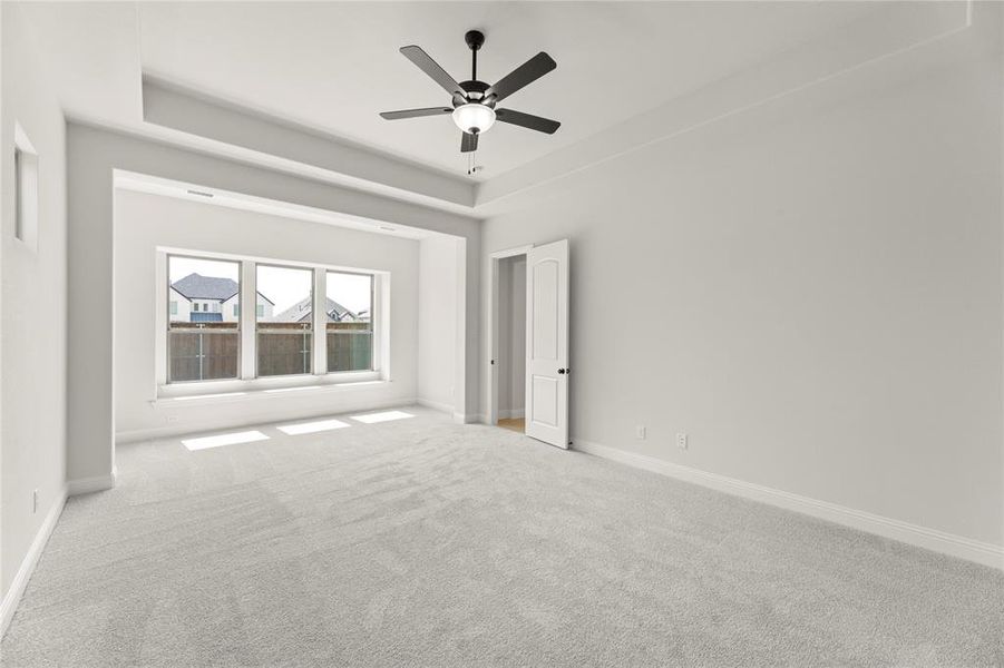 Spacious, unfurnished interior of a new home in Nelson Lake, Rockwall (Image 10). Spacious, unfurnished interior of a new home in Nelson Lake, Rockwall (Image 10).