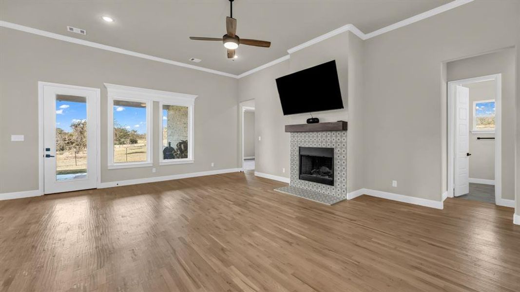 Spacious, unfurnished interior of a new home in Dry Creek East, Poolville (Image 34).